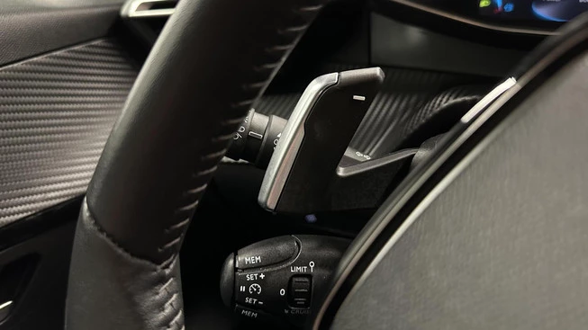 Peugeot 208 - Afbeelding 28 van 30