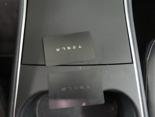 Tesla Model 3 - Afbeelding 10 van 21