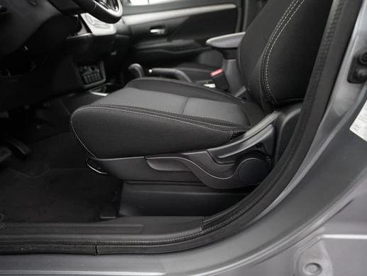 Mitsubishi Outlander - Afbeelding 26 van 30