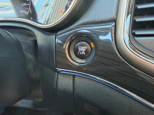 Jeep Grand Cherokee - Afbeelding 12 van 30