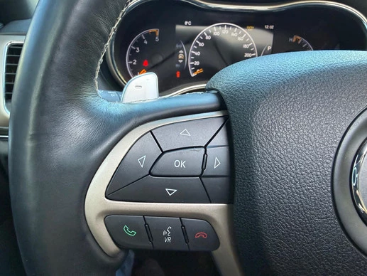 Jeep Grand Cherokee - Afbeelding 17 van 30