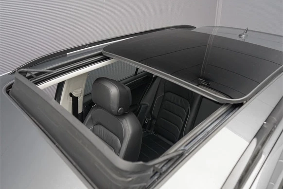 Volkswagen Tiguan - Afbeelding 21 van 30