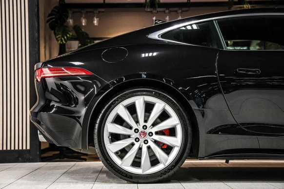 Jaguar F-Type - Afbeelding 11 van 30