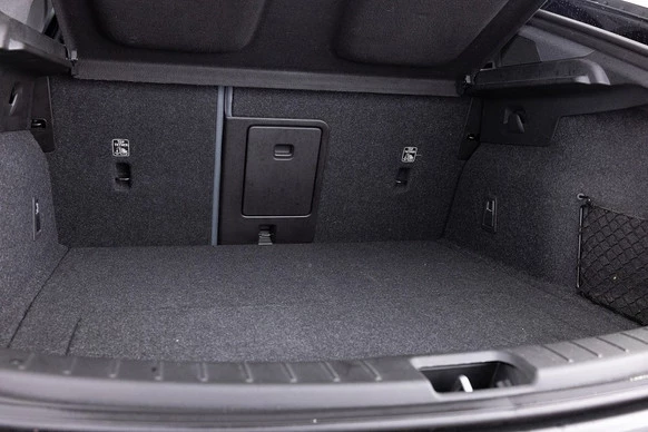 Polestar 2 - Afbeelding 28 van 30