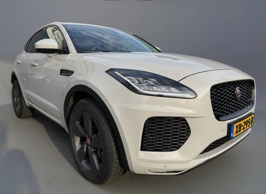 Jaguar E-PACE - Afbeelding 17 van 30