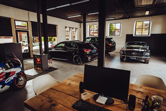 Ford Explorer - Afbeelding 28 van 29