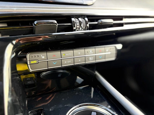 Toyota Mirai - Afbeelding 21 van 30