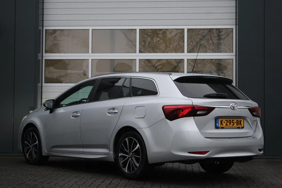 Toyota Avensis - Afbeelding 4 van 30