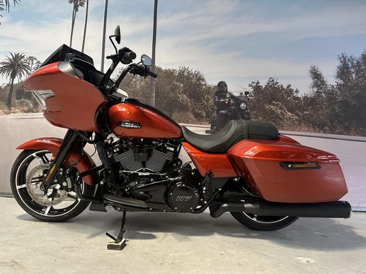 Harley-Davidson Road Glide - Afbeelding 2 van 10