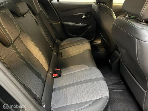 Peugeot e-208 - Afbeelding 16 van 18