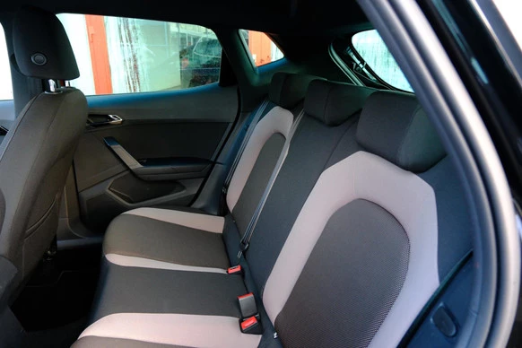 SEAT Ibiza - Afbeelding 27 van 30