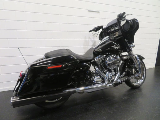Harley-Davidson Street Glide - Afbeelding 3 van 15