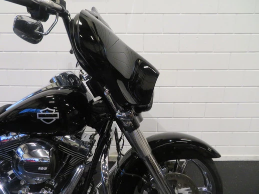 Harley-Davidson Street Glide - Afbeelding 4 van 15
