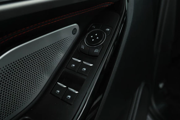 Ford Explorer - Afbeelding 24 van 30