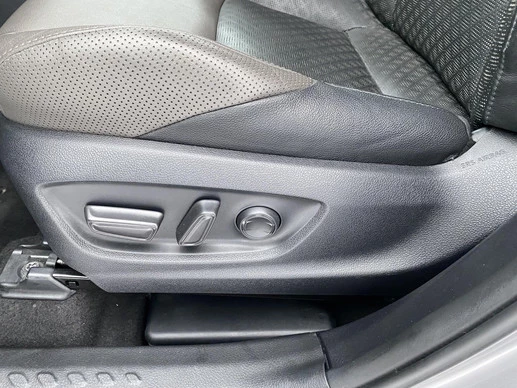 Toyota C-HR - Afbeelding 22 van 30