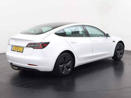 Tesla Model 3 - Afbeelding 4 van 30