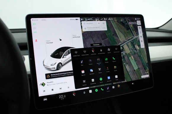 Tesla Model 3 - Afbeelding 22 van 30