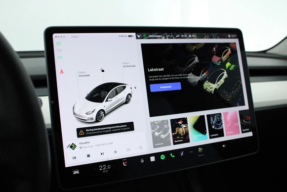 Tesla Model 3 - Afbeelding 23 van 30