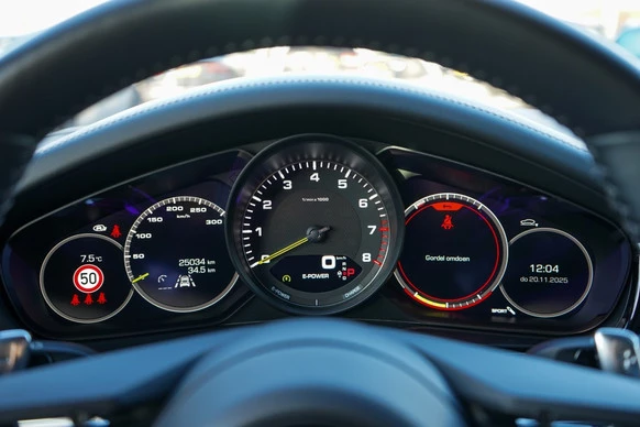 Porsche Panamera - Afbeelding 28 van 30