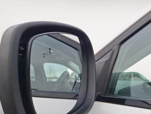 Ford Mustang Mach-E - Afbeelding 7 van 30