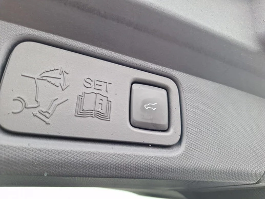 Ford Mustang Mach-E - Afbeelding 16 van 30