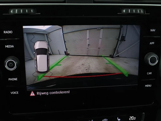 Volkswagen Golf - Afbeelding 17 van 30