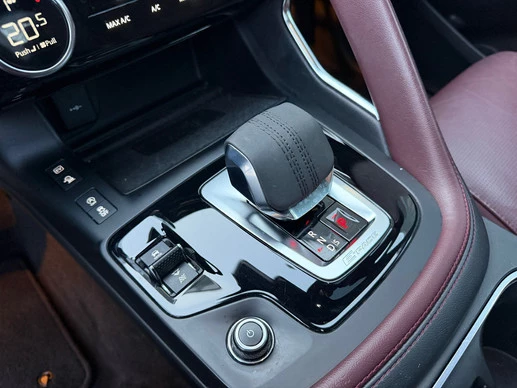 Jaguar E-PACE - Afbeelding 19 van 30