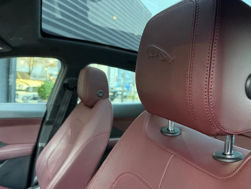 Jaguar E-PACE - Afbeelding 29 van 30