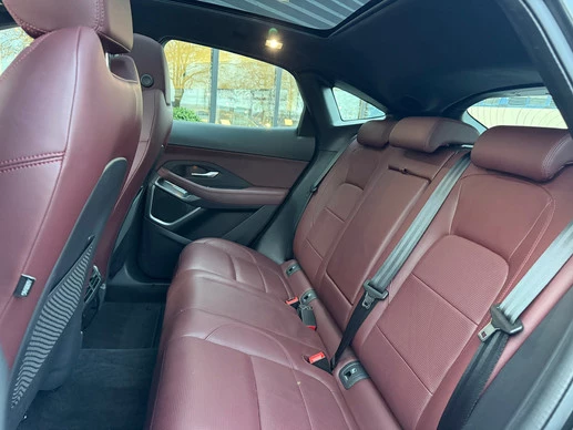 Jaguar E-PACE - Afbeelding 30 van 30