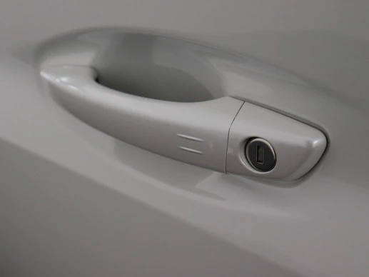 Peugeot e-208 - Afbeelding 26 van 30