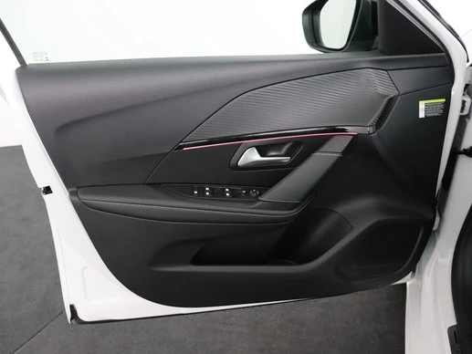 Peugeot e-208 - Afbeelding 28 van 30