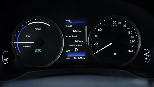 Lexus IS - Afbeelding 17 van 30