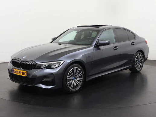 BMW 3 Serie - Afbeelding 1 van 30