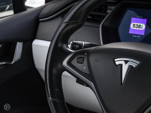 Tesla Model X - Afbeelding 18 van 30