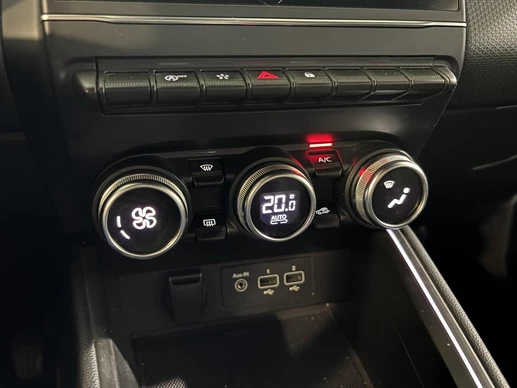 Renault Clio - Afbeelding 29 van 30