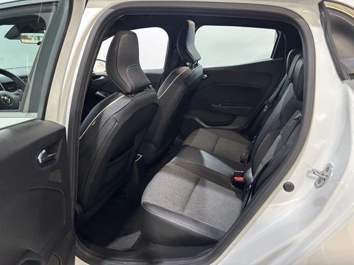 Renault Clio - Afbeelding 13 van 30