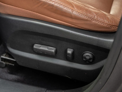 Hyundai Santa Fe - Afbeelding 10 van 30