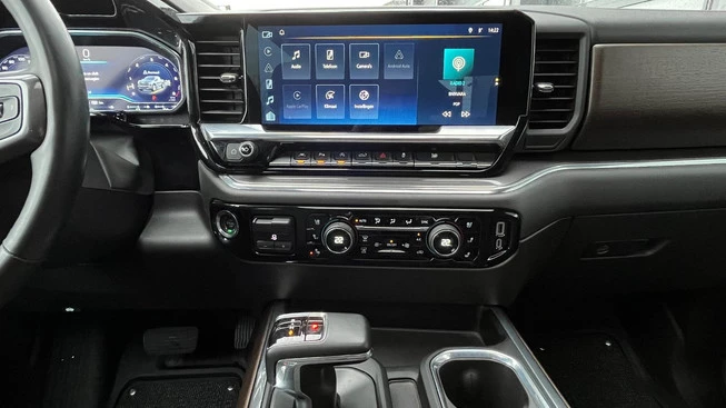 Chevrolet Silverado - Afbeelding 7 van 23