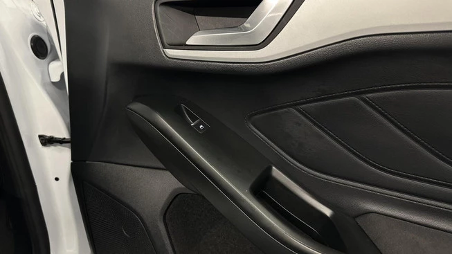 Ford Focus - Afbeelding 18 van 30