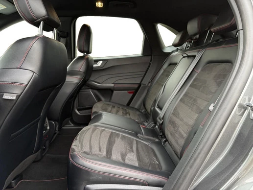 Ford Kuga - Afbeelding 27 van 30