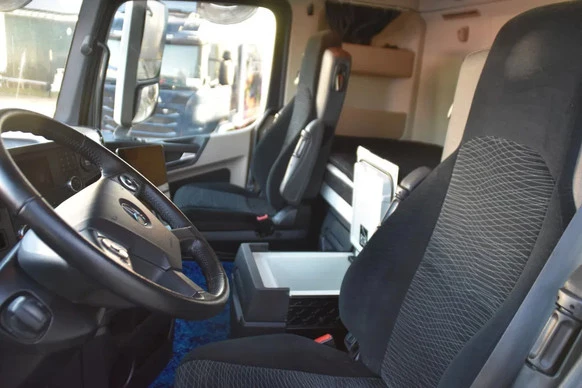 Mercedes-Benz Actros - Afbeelding 5 van 13