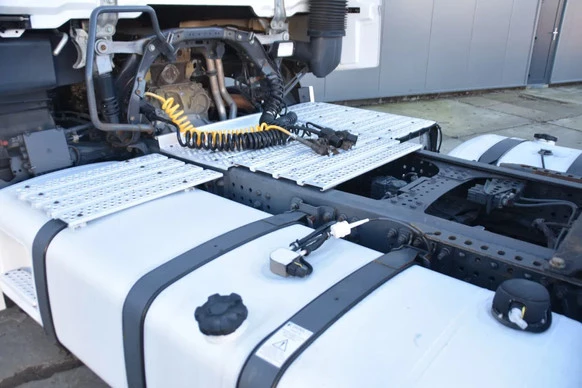 Mercedes-Benz Actros - Afbeelding 8 van 13