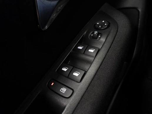 Peugeot e-208 - Afbeelding 20 van 30