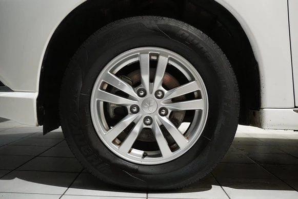 Mitsubishi Outlander - Afbeelding 17 van 30