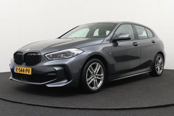 BMW 1 Serie - Afbeelding 1 van 30
