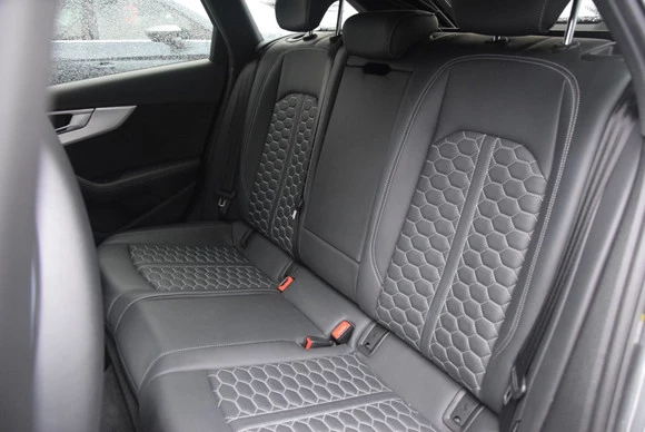 Audi RS4 - Afbeelding 15 van 30