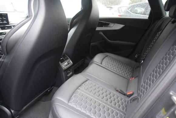 Audi RS4 - Afbeelding 16 van 30