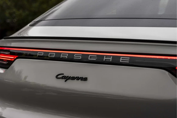 Porsche Cayenne - Afbeelding 14 van 30