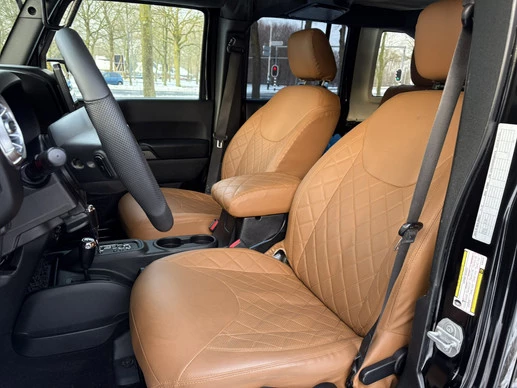 Jeep Wrangler - Afbeelding 8 van 18