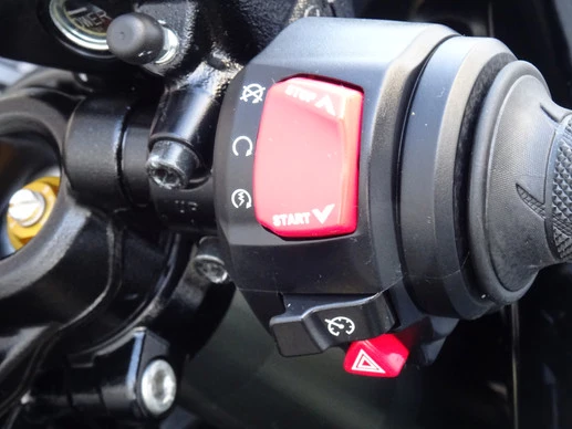 Suzuki GSX - Afbeelding 6 van 15